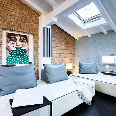 OBERDAN SUITE Appartamento nel cuore di Bologna Esterno foto